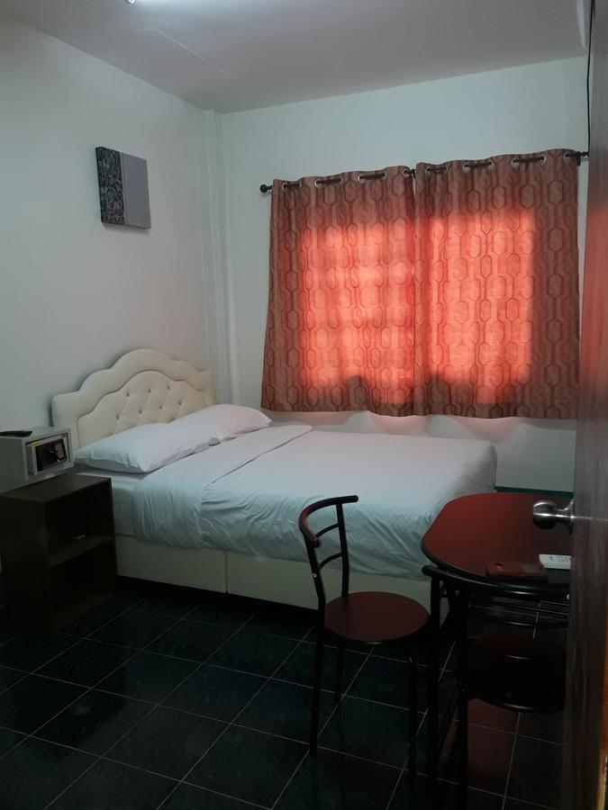 Chinn House Karon Εξωτερικό φωτογραφία