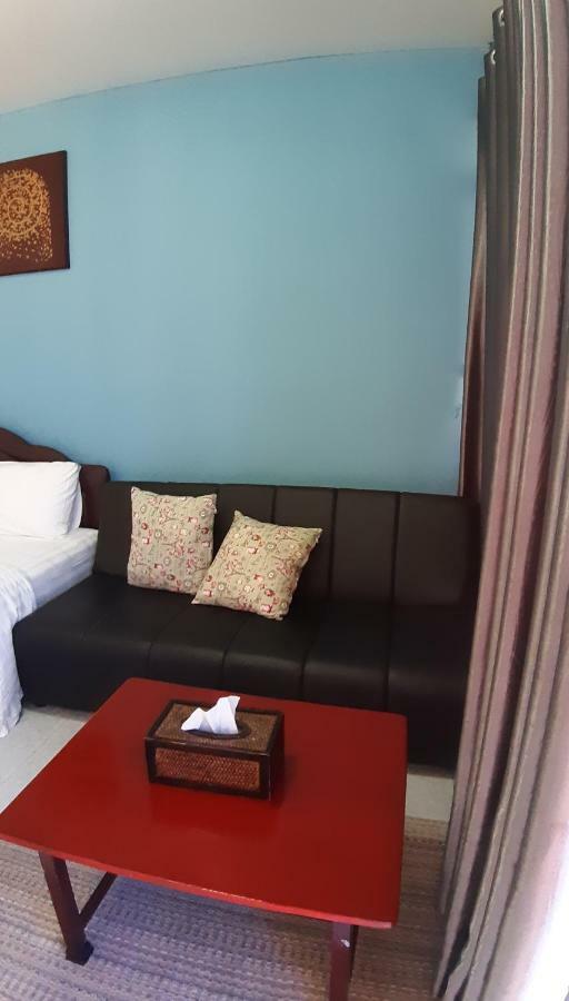 Chinn House Karon Εξωτερικό φωτογραφία