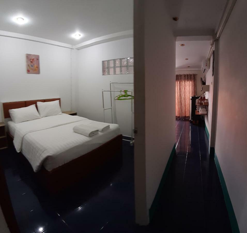 Chinn House Karon Εξωτερικό φωτογραφία